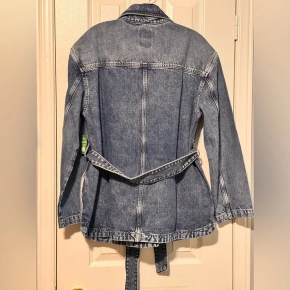 COPY - Gap Belted Denim Shirt Jacket - Picture 8 of 9